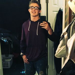 Meet your Posher, Brandon